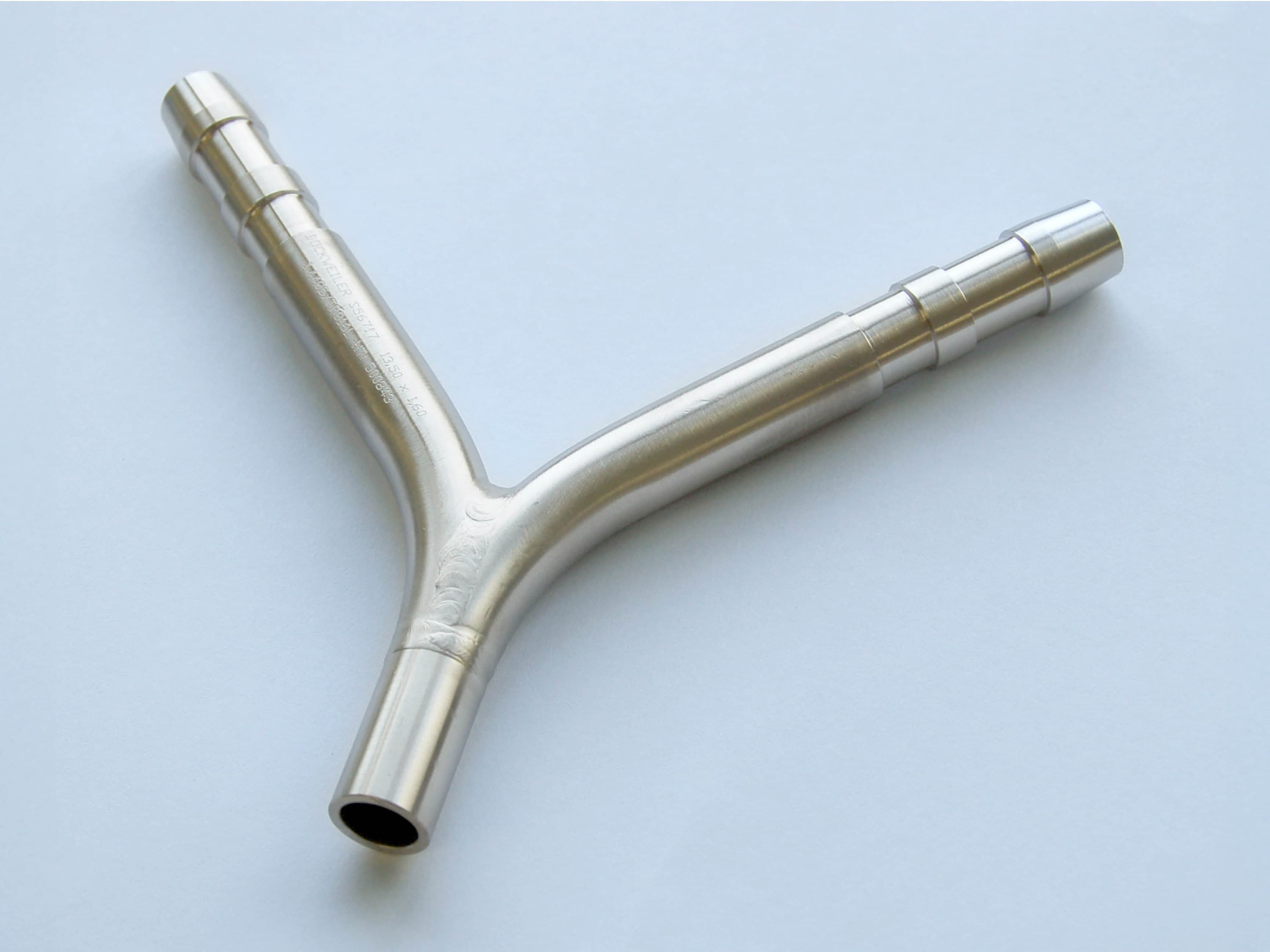 Y-piece made of stainless steel with hose connections