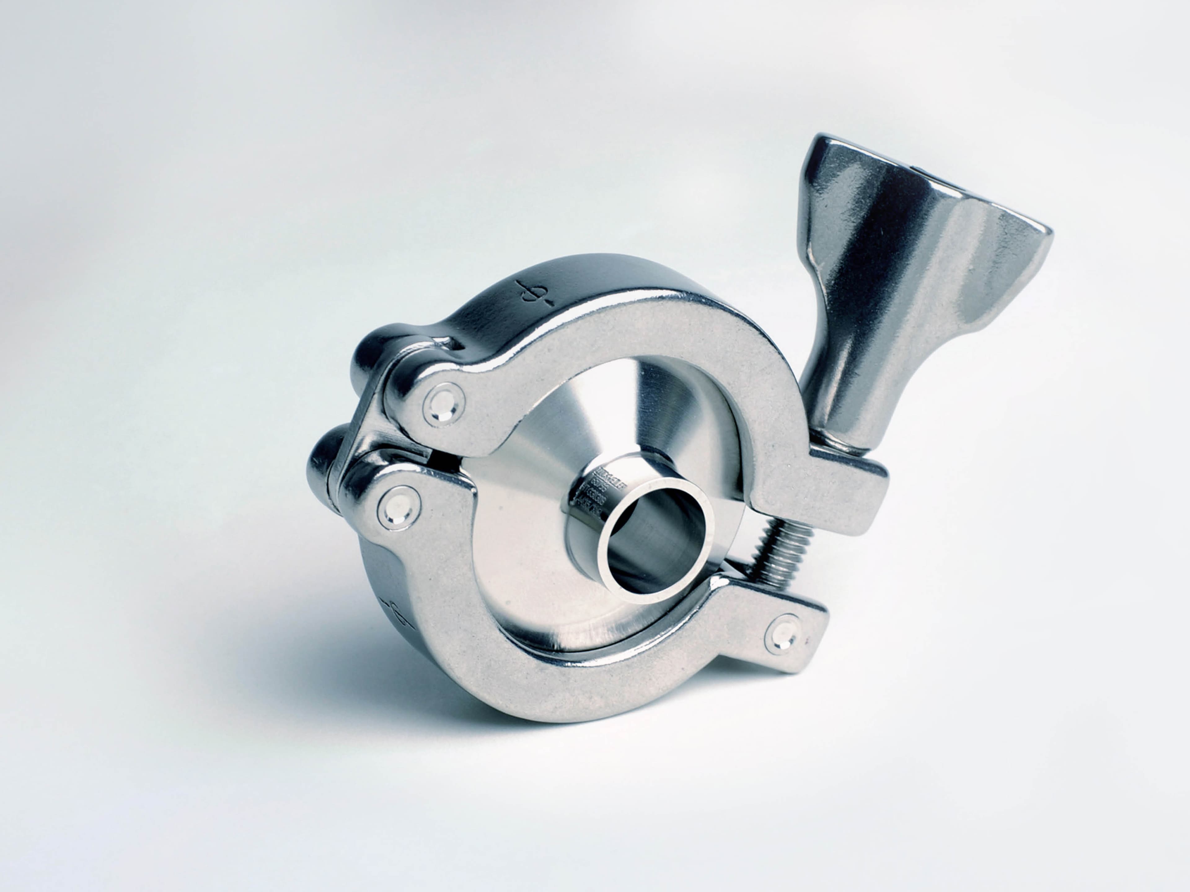 Stainless steel connection with a clamp connection